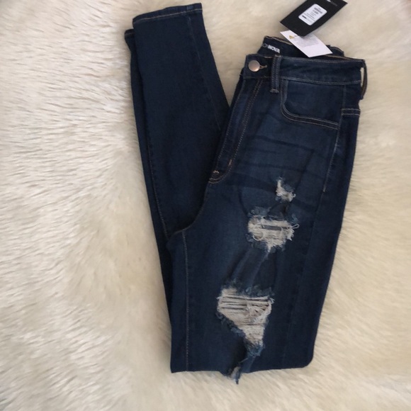 FASHION NOVA distressed jeans size 27 - Picture 3 of 10